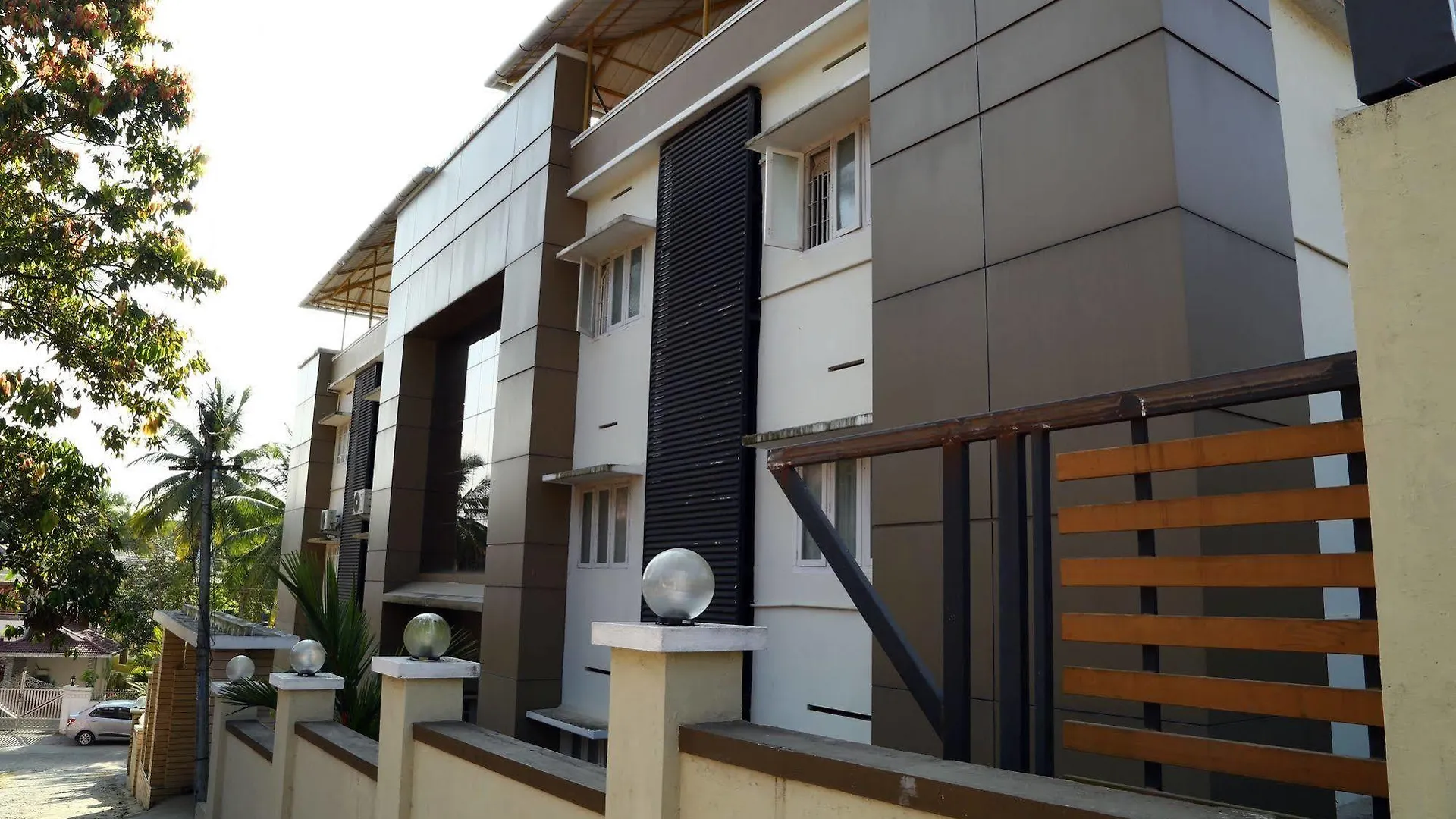 Wayanad Cliff Hotels Apartments Kalpatta